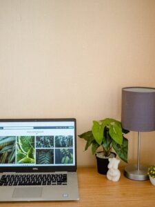 Tips for Creating a Cozy and Functional Home Workspace
